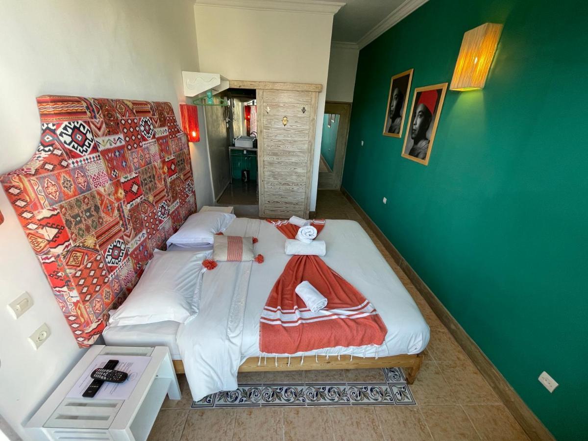 Mama Souiri Hotel Ес-Сувейра Екстер'єр фото